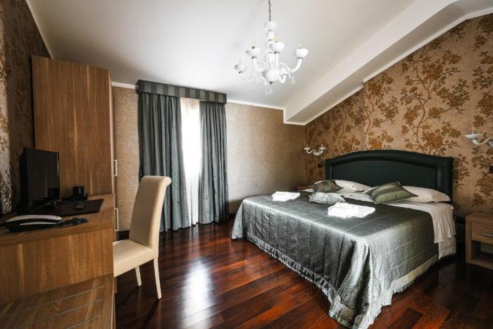 Hotel Mastrodattia チェラーノ 部屋 写真