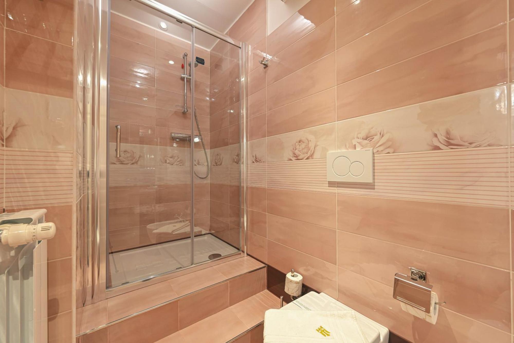 Hotel Mastrodattia チェラーノ エクステリア 写真